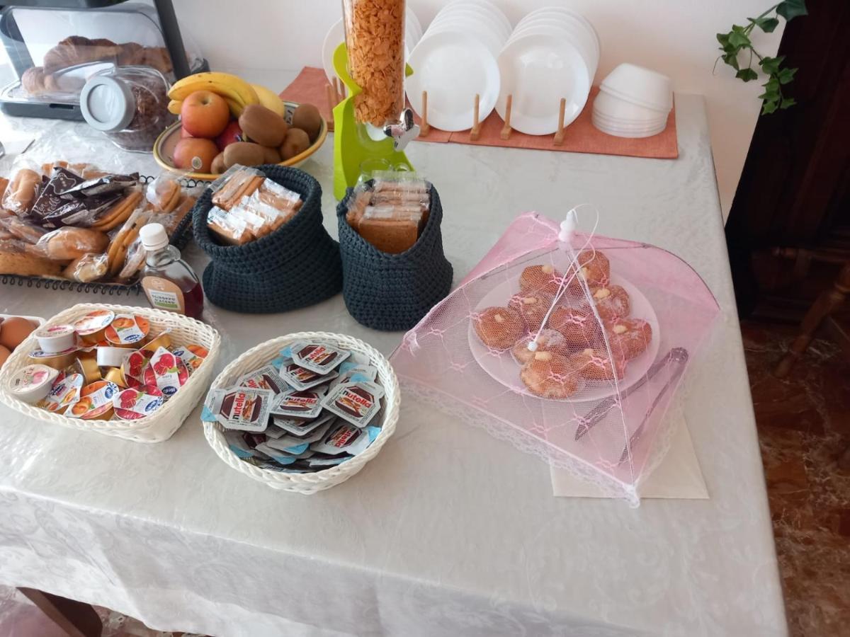 مارينا دي كارّارا B&B Tra Mare E Marmo المظهر الخارجي الصورة